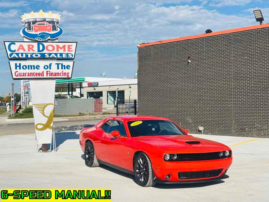 Used 2022 Dodge Challenger R/T Scat Pack RWD image 1