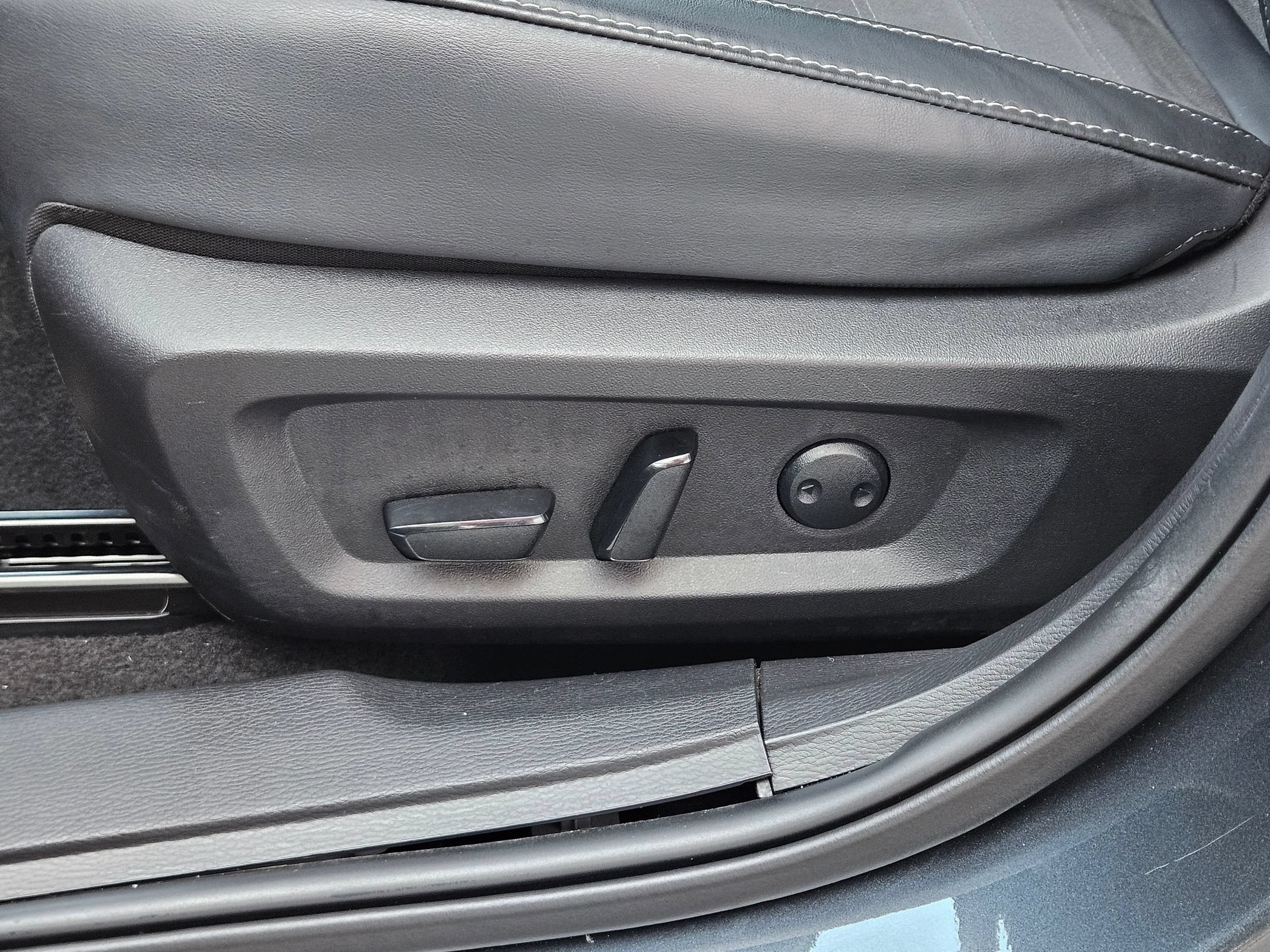 Used 2025 Mitsubishi Outlander SE AWD/4WD image 20