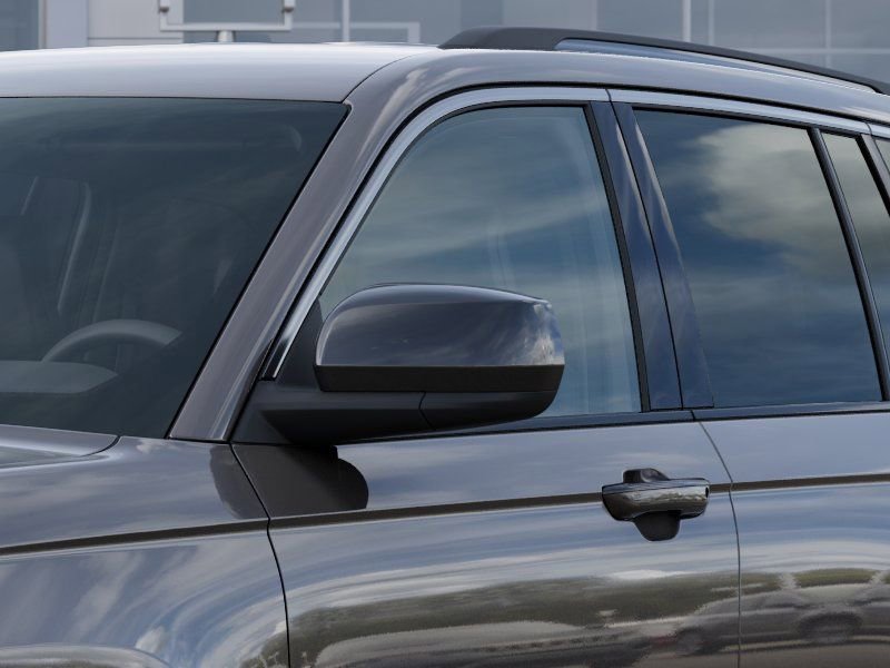 New 2026 Jeep Grand Cherokee Altitude image 13