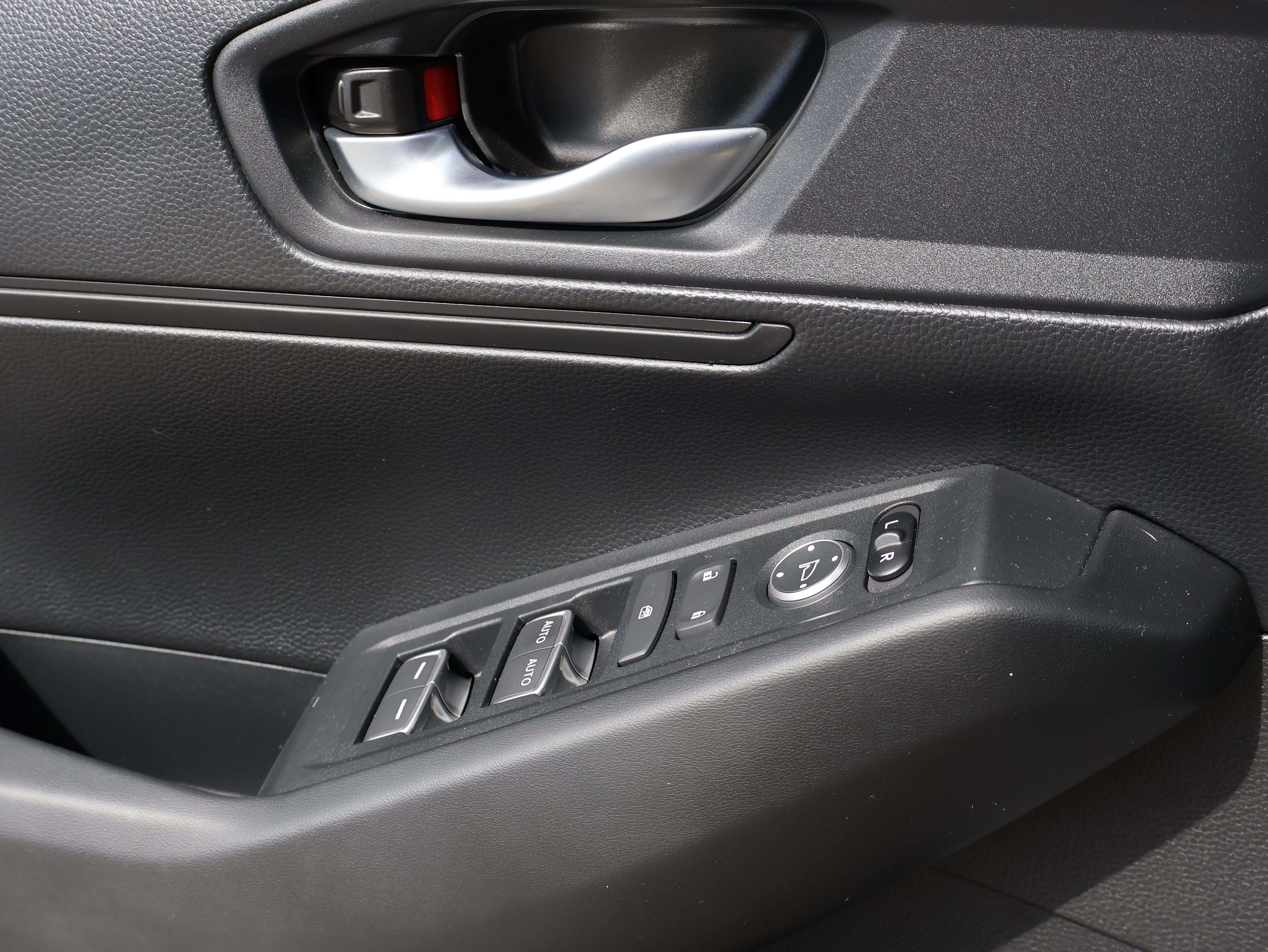 Used 2025 Honda Accord LX image 44