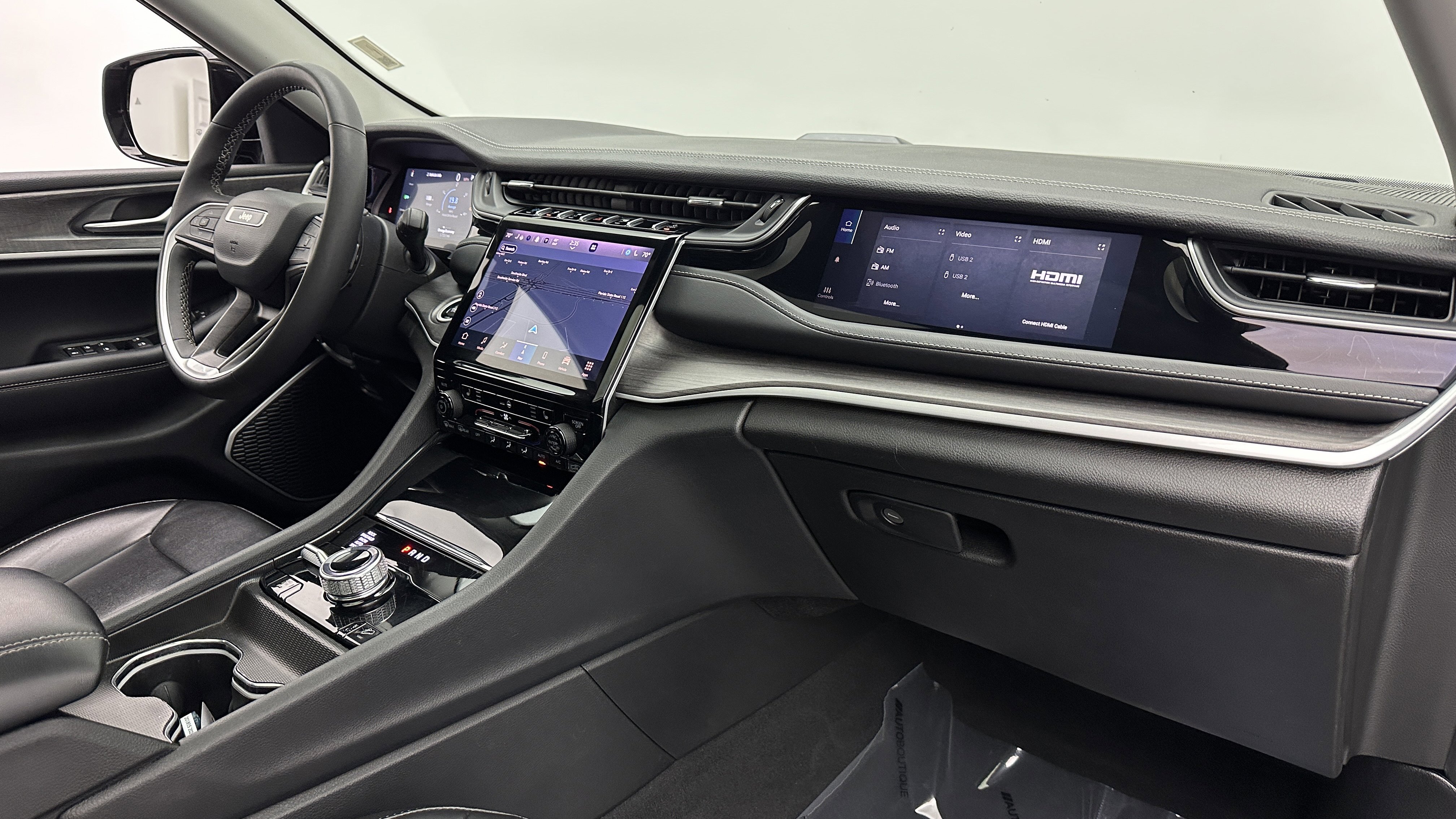 Used 2024 Jeep Grand Cherokee Limited 4xe image 41