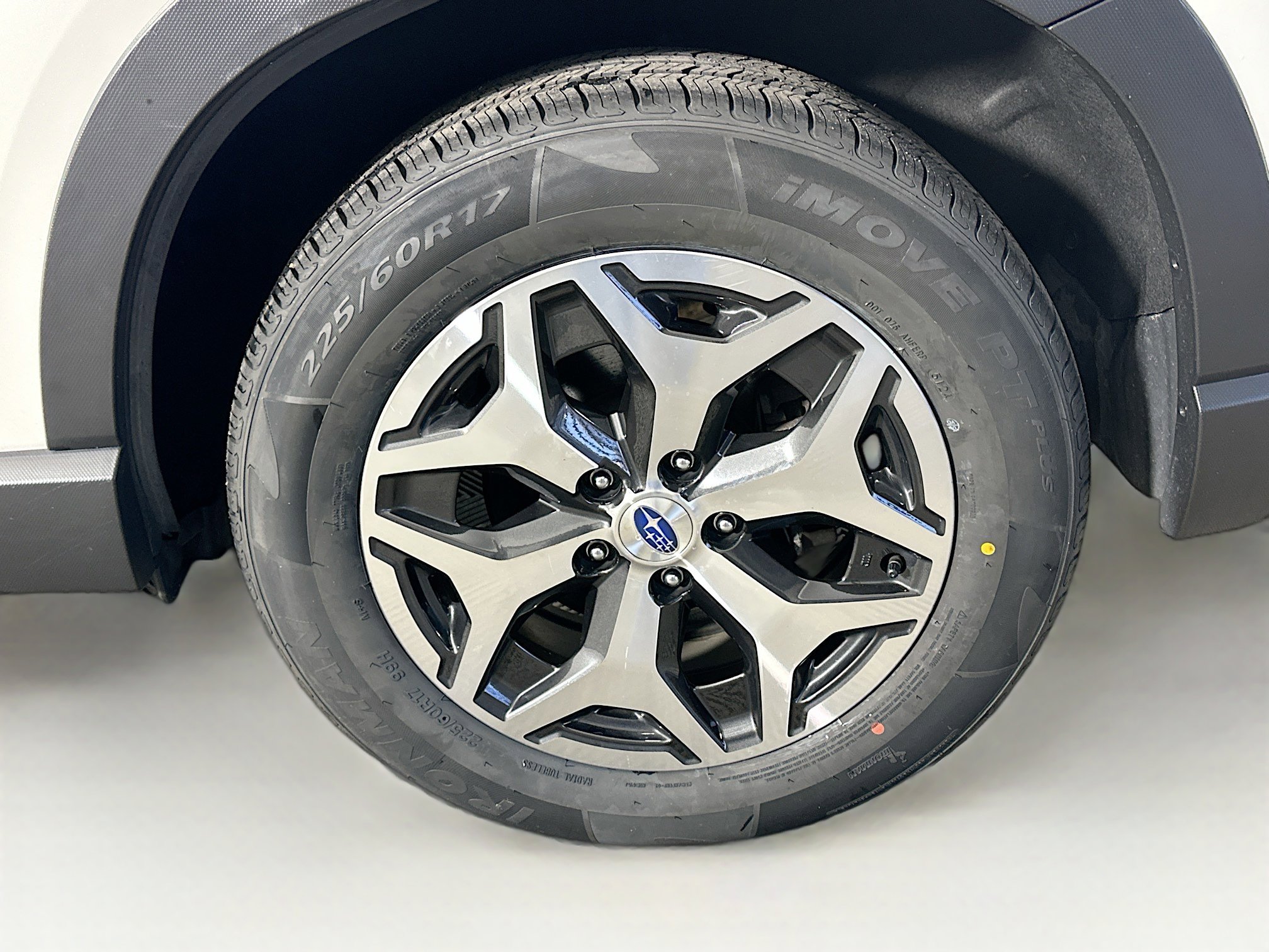 Used 2023 Subaru Forester Premium image 11