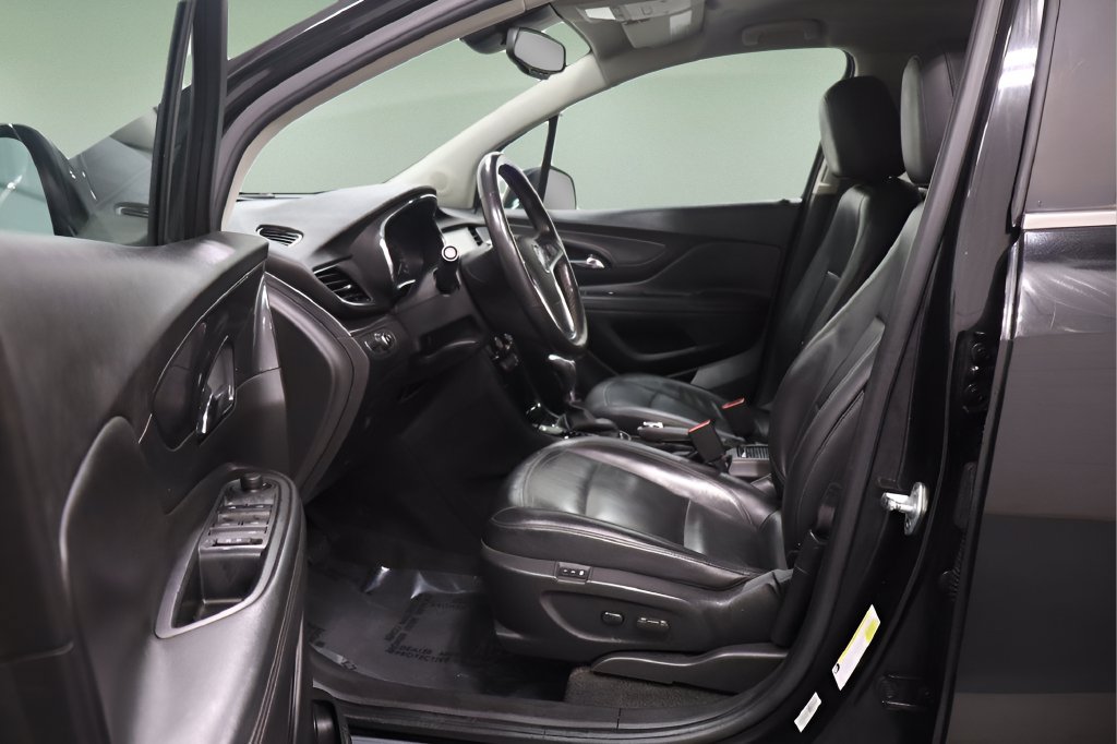 Used 2020 Buick Encore Essence AWD/4WD image 13