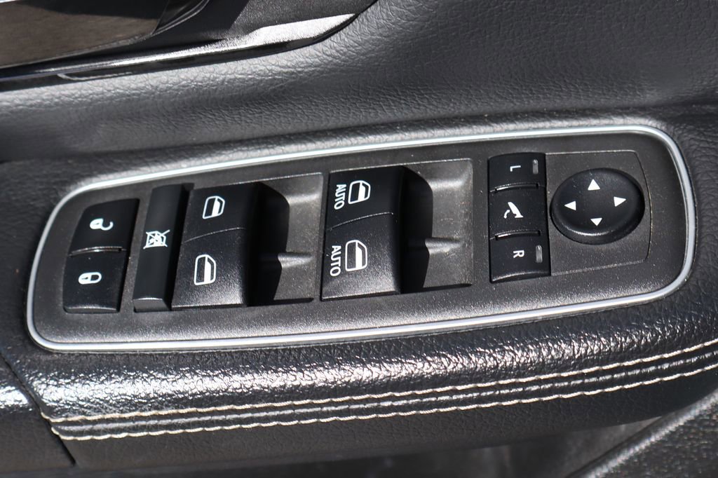 Used 2022 RAM 1500 Laramie w/ G/T Package RWD image 18