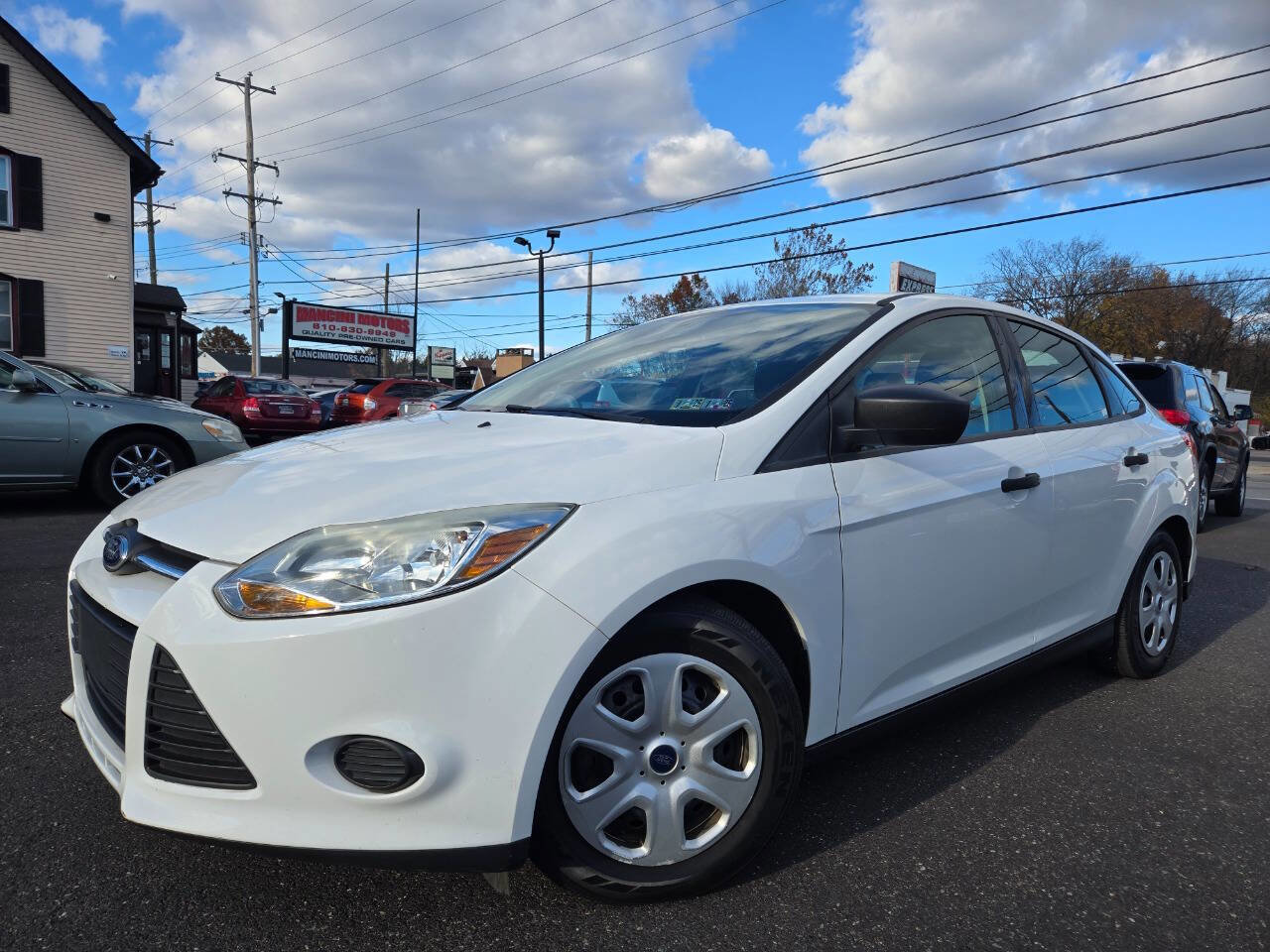 Used 2014 Ford Focus S image 2