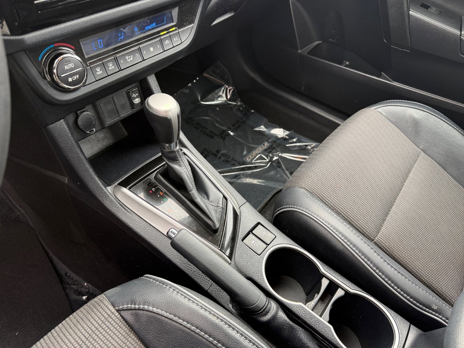 Used 2014 Toyota Corolla S FWD image 13