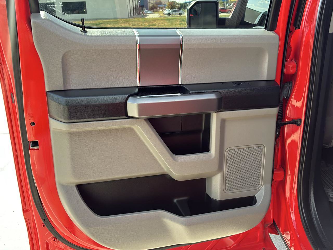 Used 2019 Ford F150 XLT w/ Equipment Group 301A Mid AWD/4WD image 31