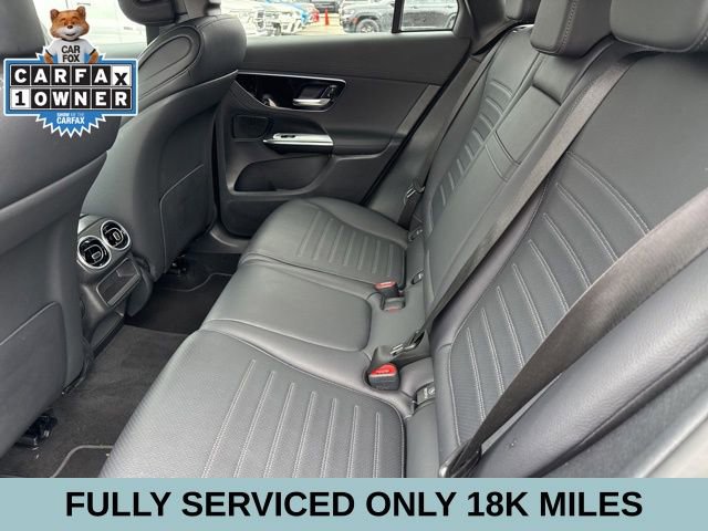 Used 2025 Mercedes-Benz GLC 300 4MATIC image 21