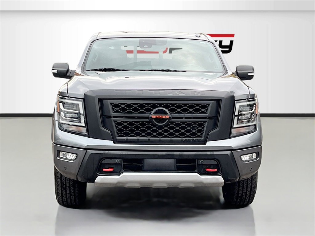 Used 2021 Nissan Titan PRO-4X w/ Pro-4x Convenience Package image 2