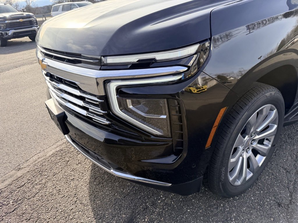 New 2026 Chevrolet Suburban Premier image 12