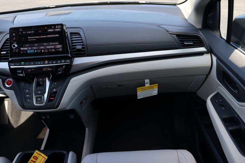 Certified 2026 Honda Odyssey EX-L image 17