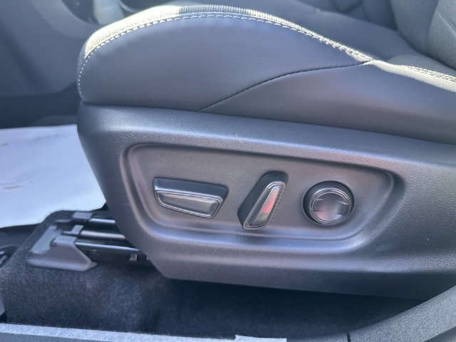 New 2026 Toyota C-HR AWD/4WD image 18