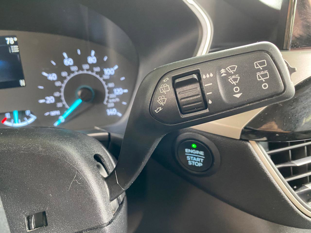 Used 2022 Ford Escape SE w/ Convenience Package FWD image 69
