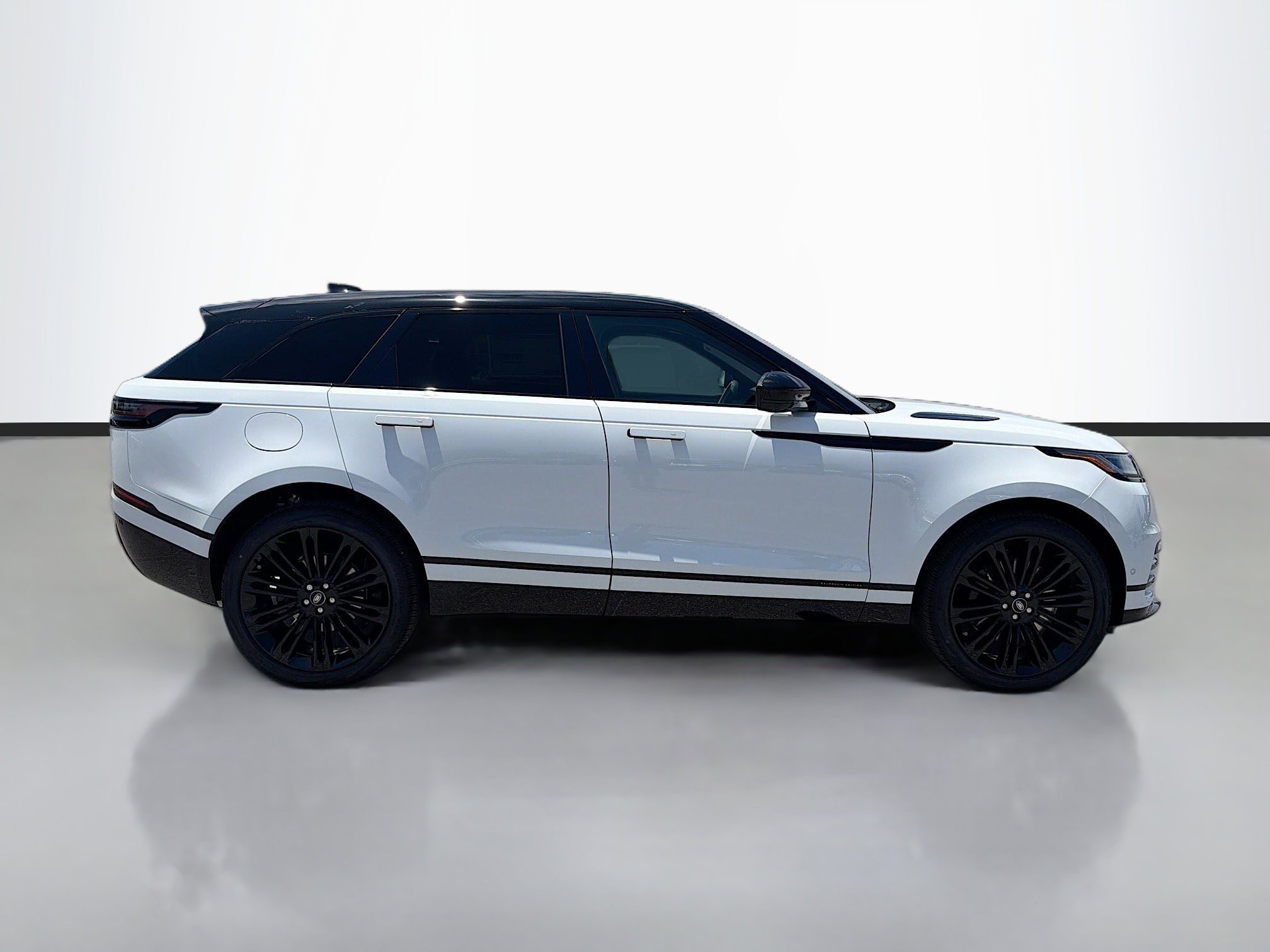 New 2026 Land Rover Range Rover Velar Belgravia AWD/4WD image 6