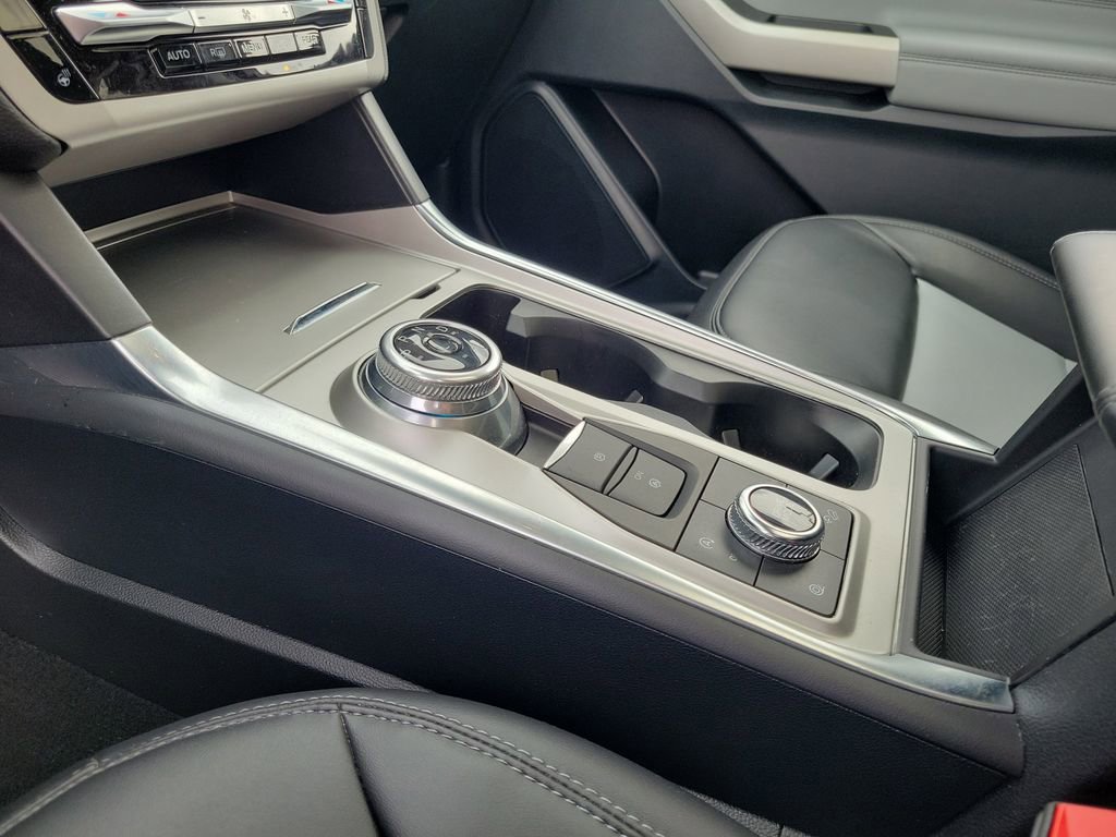 Certified 2023 Ford Explorer XLT w/ Equipment Group 202A image 29