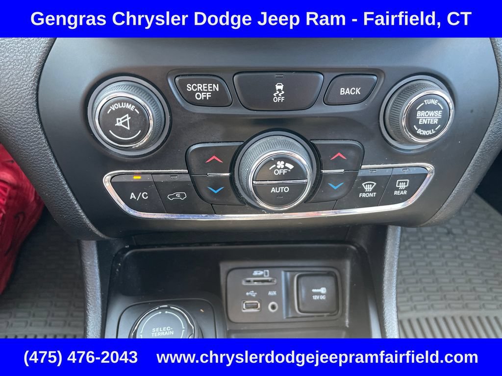 Used 2017 Jeep Cherokee High Altitude AWD/4WD image 46