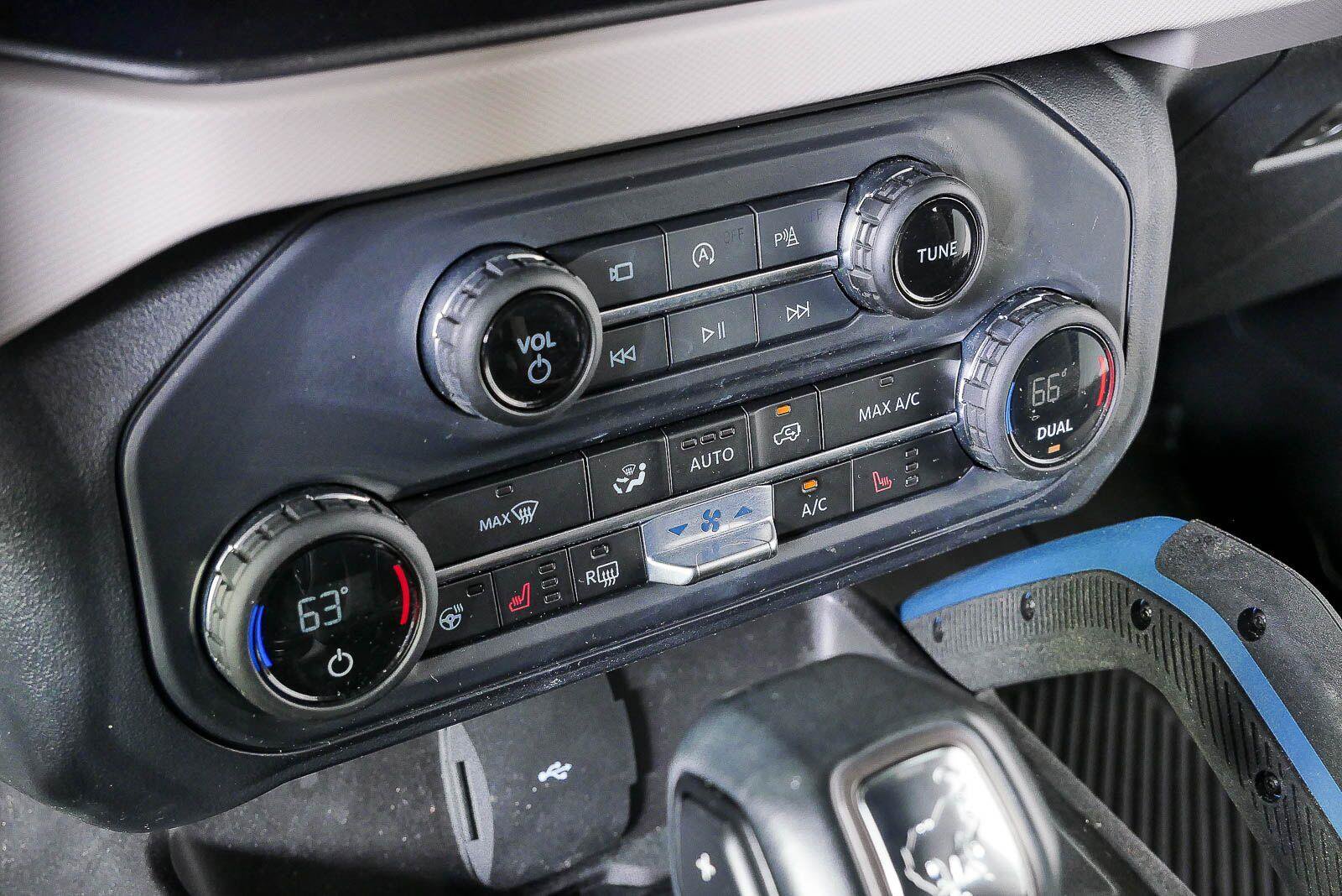 Used 2023 Ford Bronco Wildtrak AWD/4WD image 16