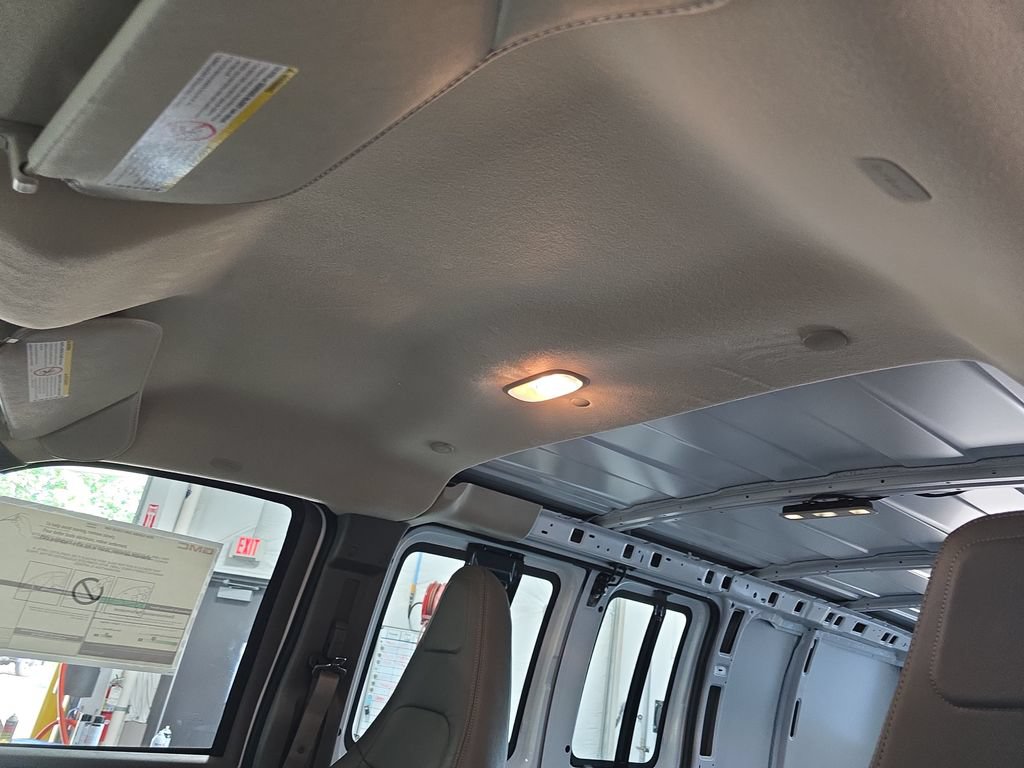 New 2026 GMC Savana 2500 w/ Driver Convenience Package RWD image 31