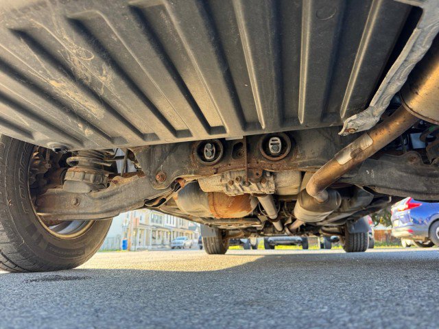 Used 2012 Honda Ridgeline RT image 30