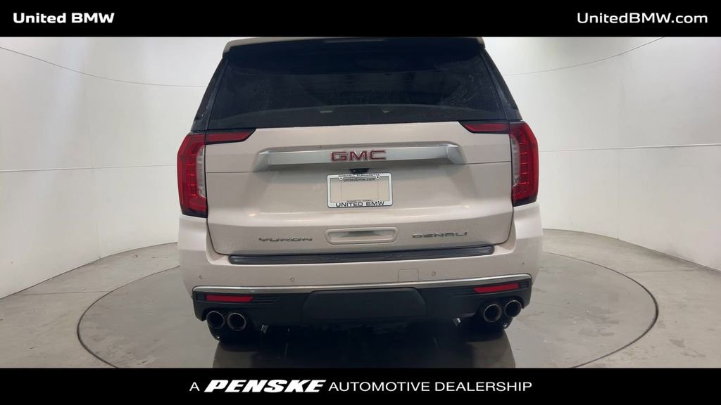 Used 2021 GMC Yukon Denali w/ Denali Premium Package image 7