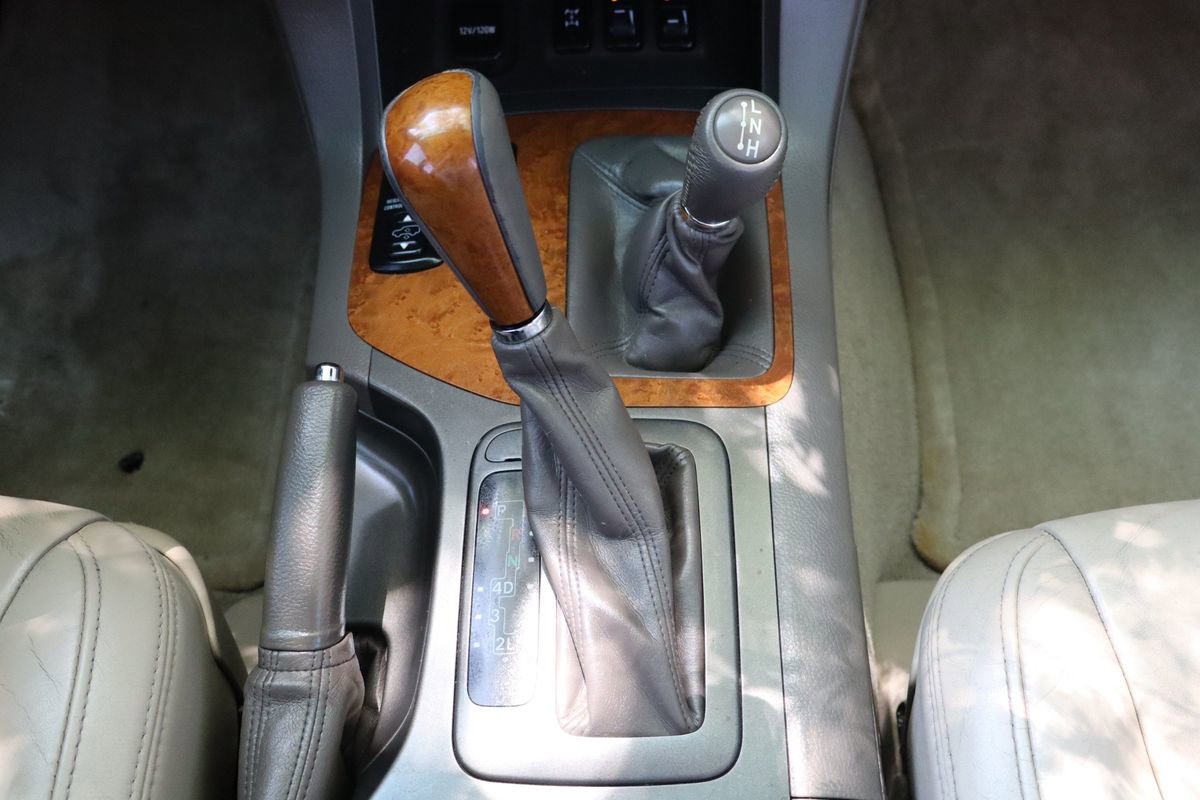 Used 2004 Lexus GX 470 AWD/4WD image 38