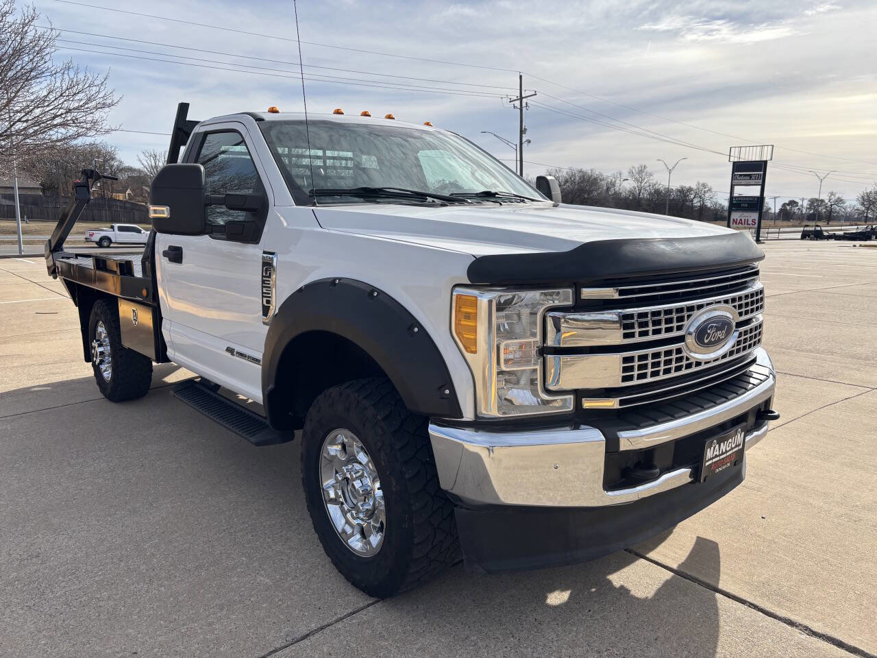 Used 2017 Ford F350 XL w/ Power Equipment Group image 3