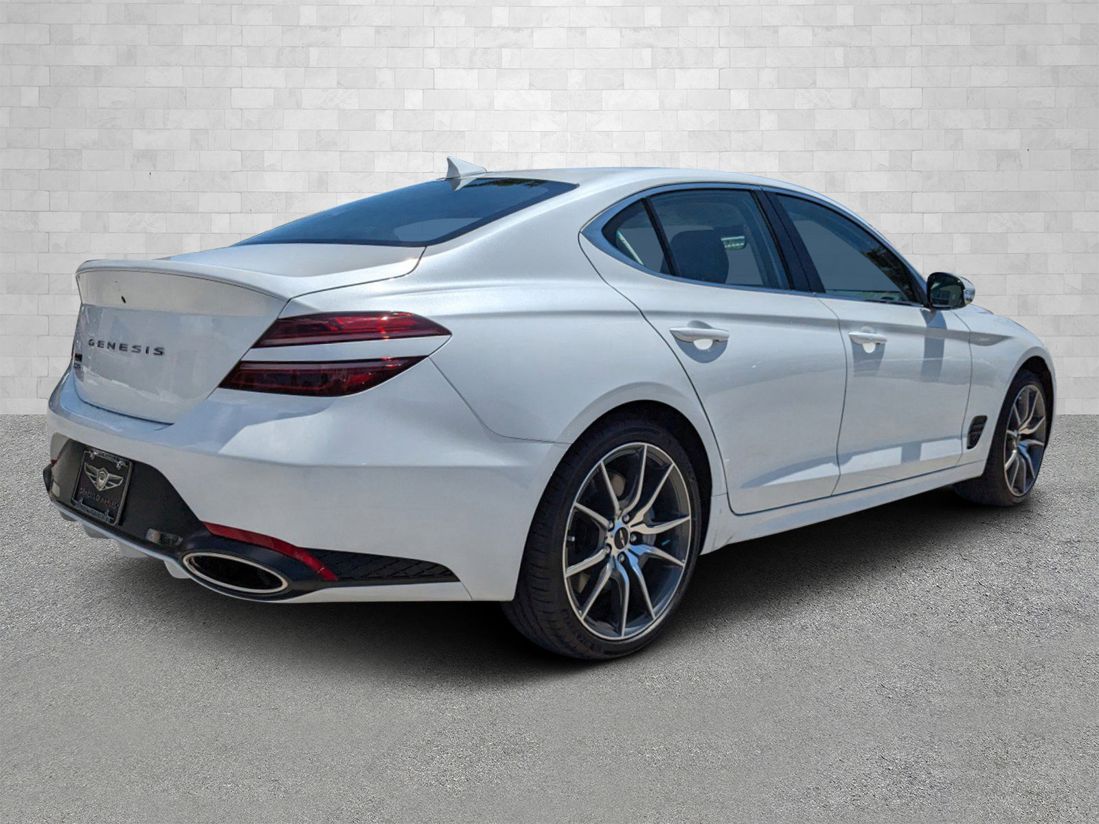 New 2026 Genesis G70 2.5T RWD image 2