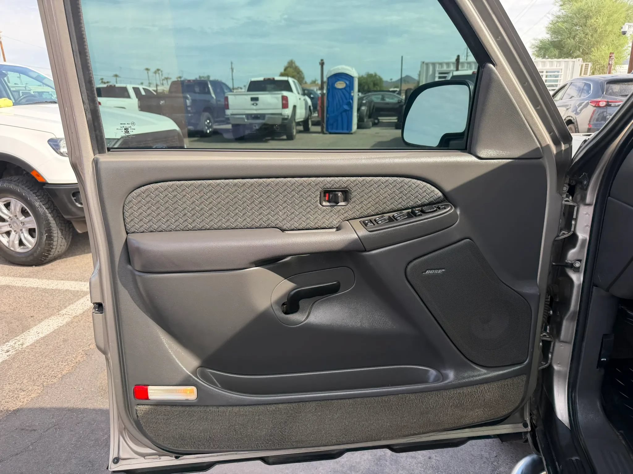 Used 2003 Chevrolet Avalanche 2WD image 19