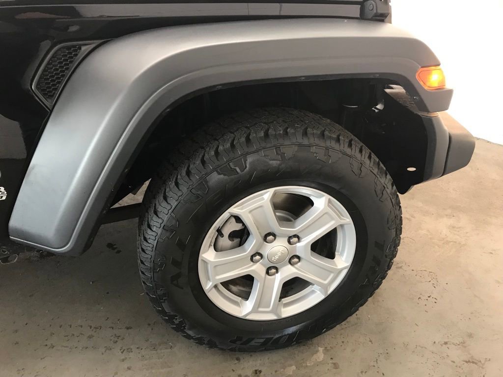 Used 2018 Jeep Wrangler Unlimited Sport S image 42