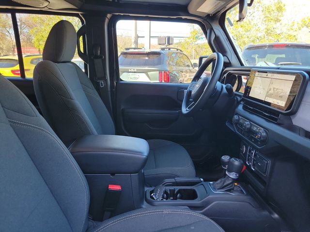 Used 2025 Jeep Gladiator Sport image 33