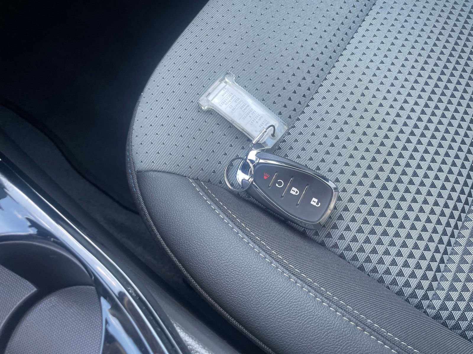 Used 2025 Chevrolet Trax LT image 22