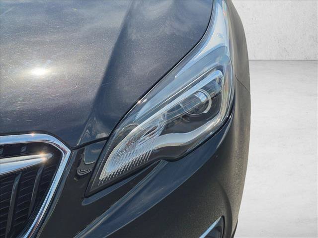Certified 2019 Buick Envision Essence FWD image 9