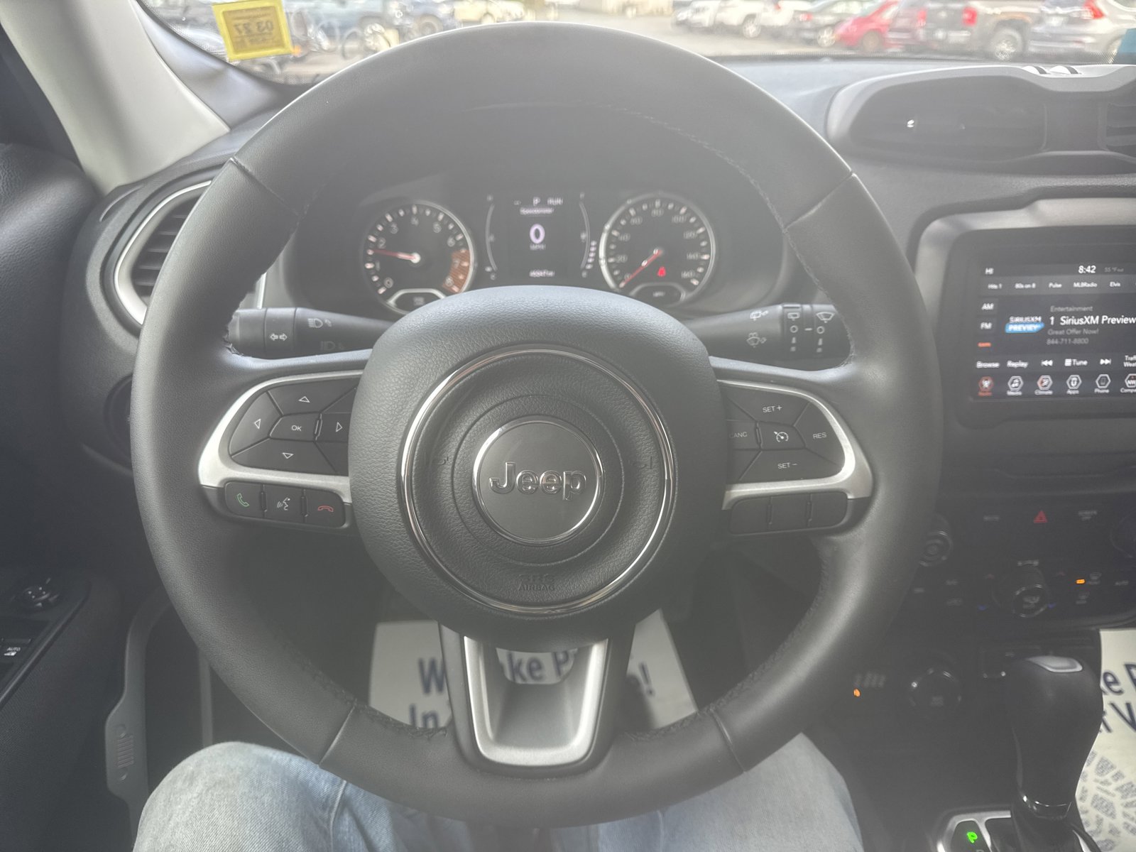 Used 2020 Jeep Renegade Latitude AWD/4WD image 10