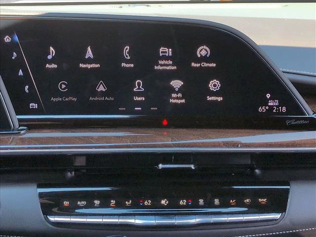 Used 2022 Cadillac Escalade Premium Luxury Platinum w/ Heavy-Duty Trailer Package AWD/4WD image 22