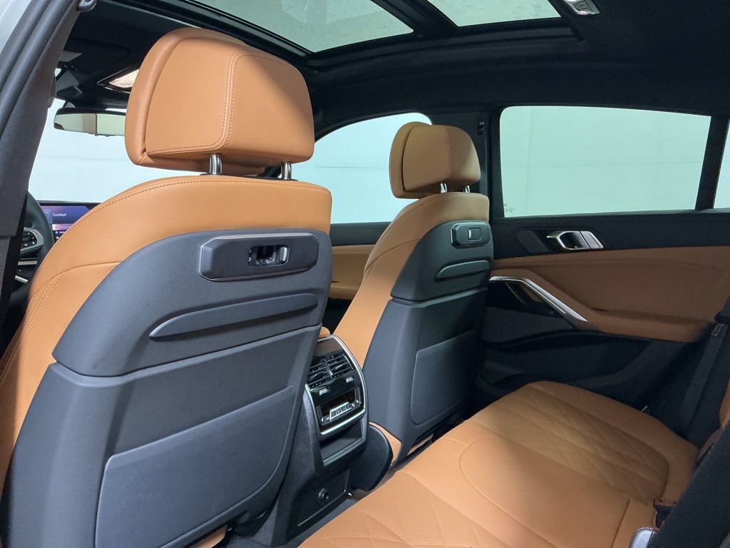 New 2026 BMW X6 xDrive40i AWD/4WD image 30