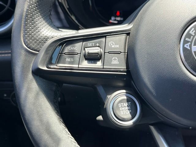 Used 2024 Alfa Romeo Tonale Ti AWD/4WD image 13
