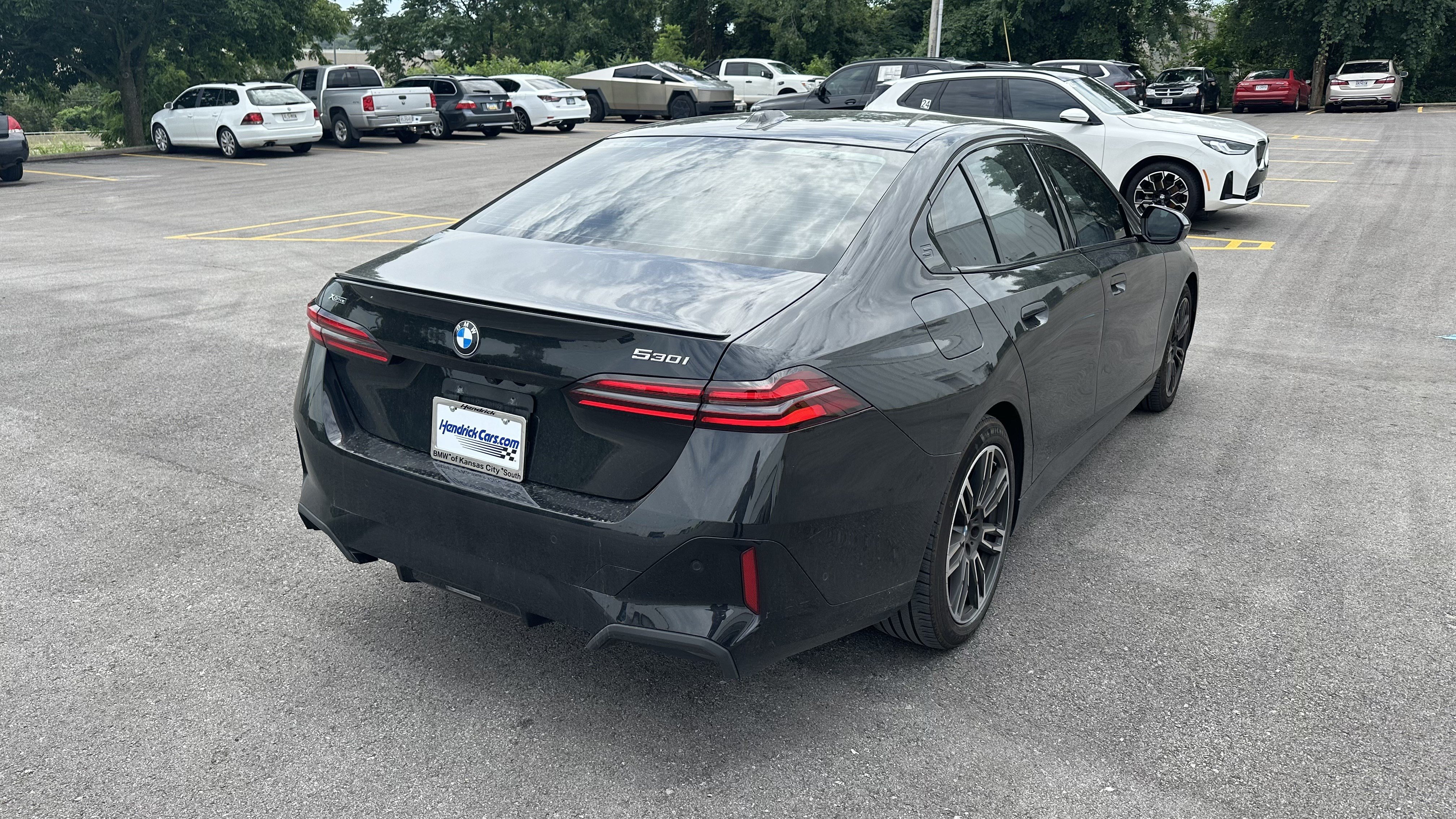 Used 2024 BMW 530i xDrive w/ M Sport Package AWD/4WD image 10