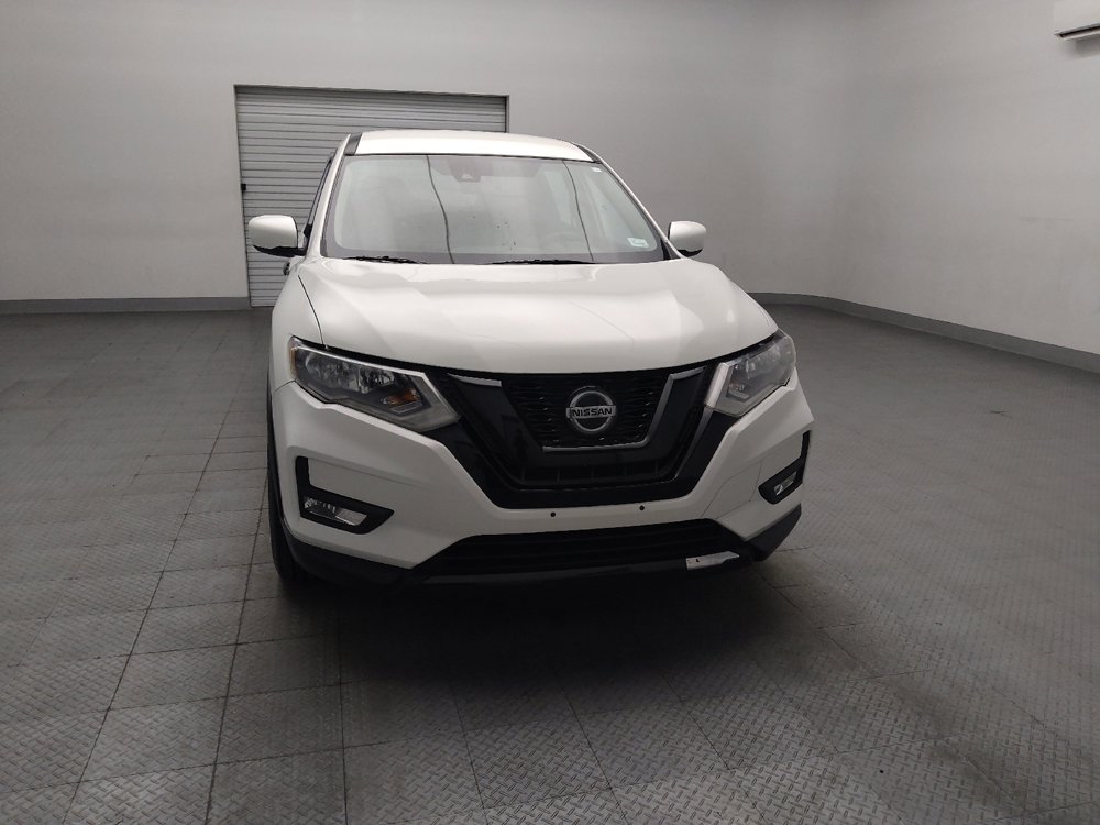 Used 2020 Nissan Rogue S FWD image 14
