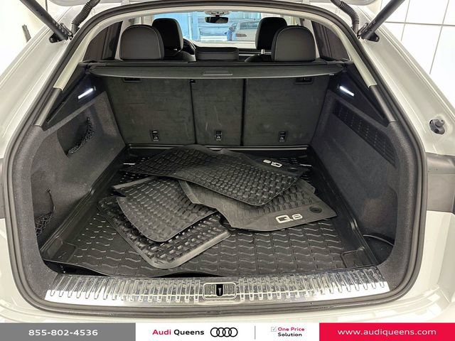 Used 2023 Audi Q8 Premium Plus w/ Premium Plus Package AWD/4WD image 10