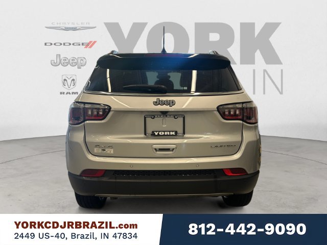 Used 2024 Jeep Compass Limited AWD/4WD image 4