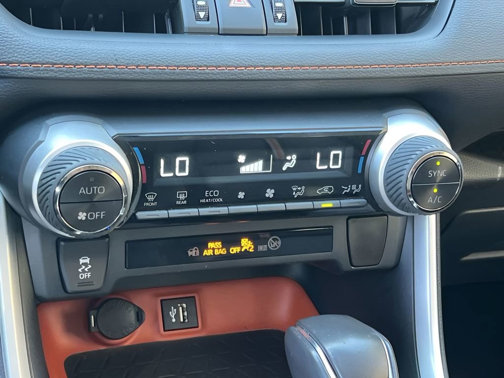 Used 2023 Toyota RAV4 Adventure image 21