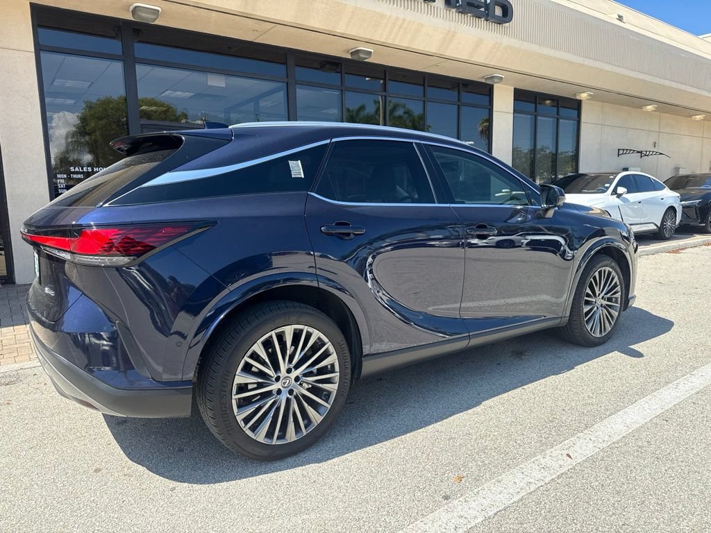 Used 2024 Lexus RX 350 FWD w/ Convenience Package image 6