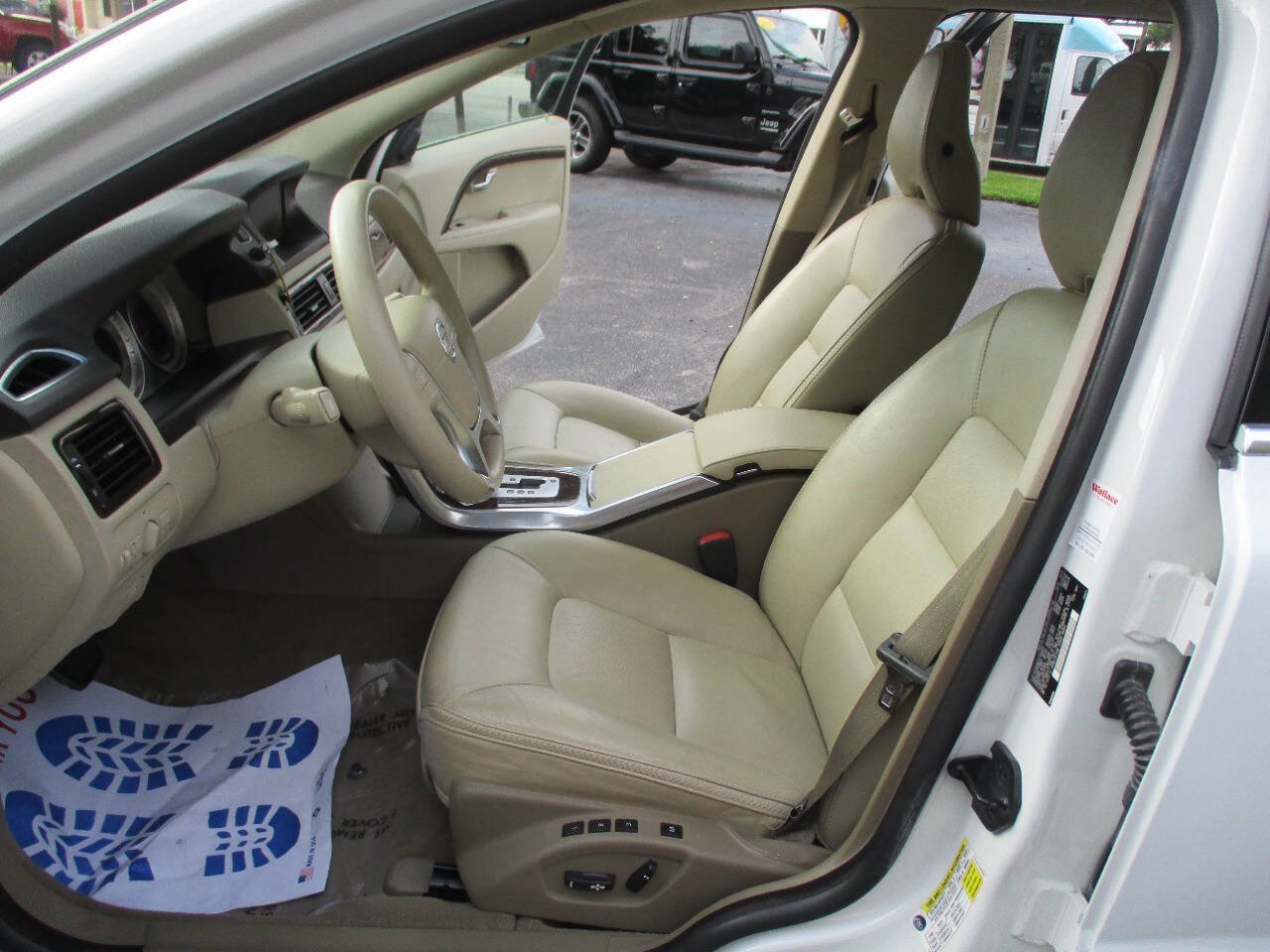 Used 2012 Volvo XC70 3.2 AWD/4WD image 10