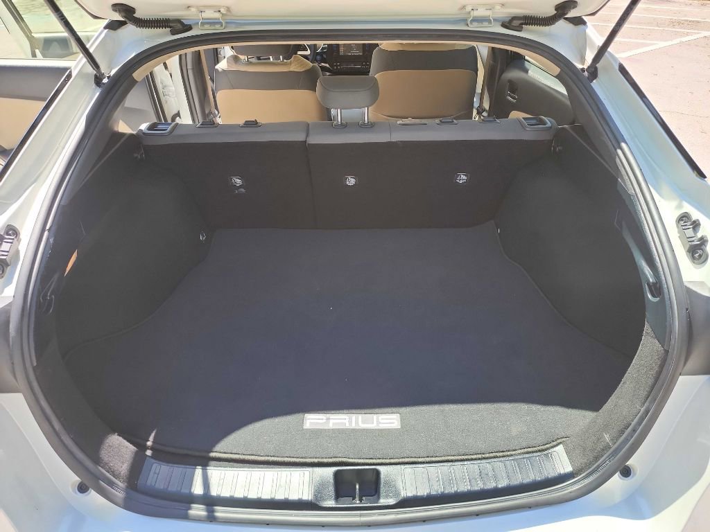 Used 2017 Toyota Prius Two w/ Prius Two Safety Plus Package FWD image 23