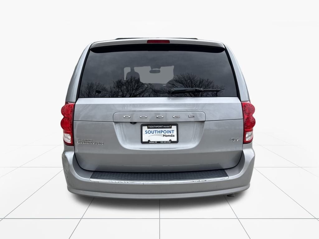 Used 2015 Dodge Grand Caravan R/T w/ Driver Convenience Group image 7