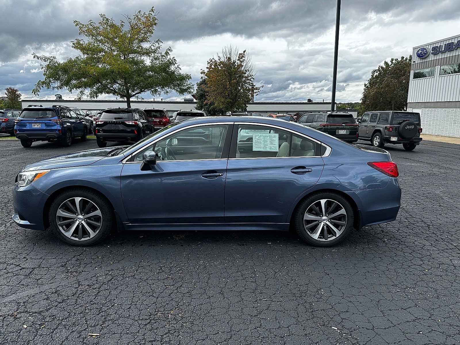 Used 2016 Subaru Legacy 3.6R Limited AWD/4WD image 6
