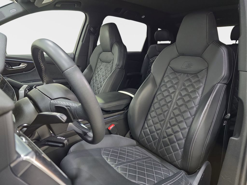Used 2023 Audi SQ7 Prestige AWD/4WD image 18