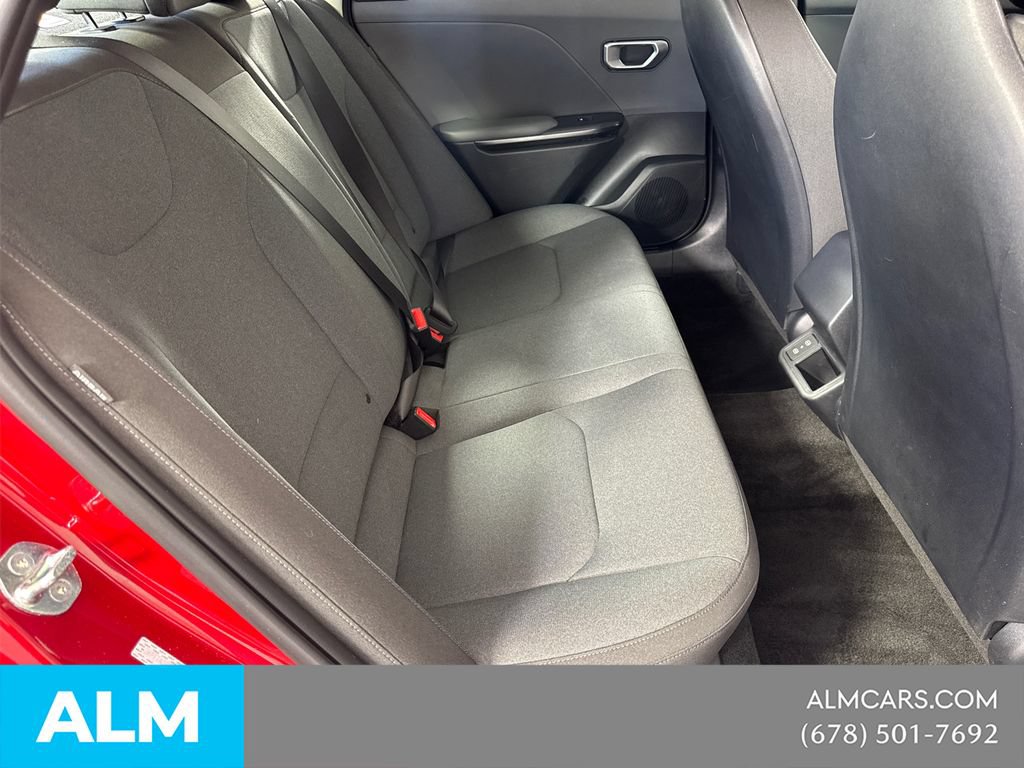 Used 2025 Kia K4 FWD image 18