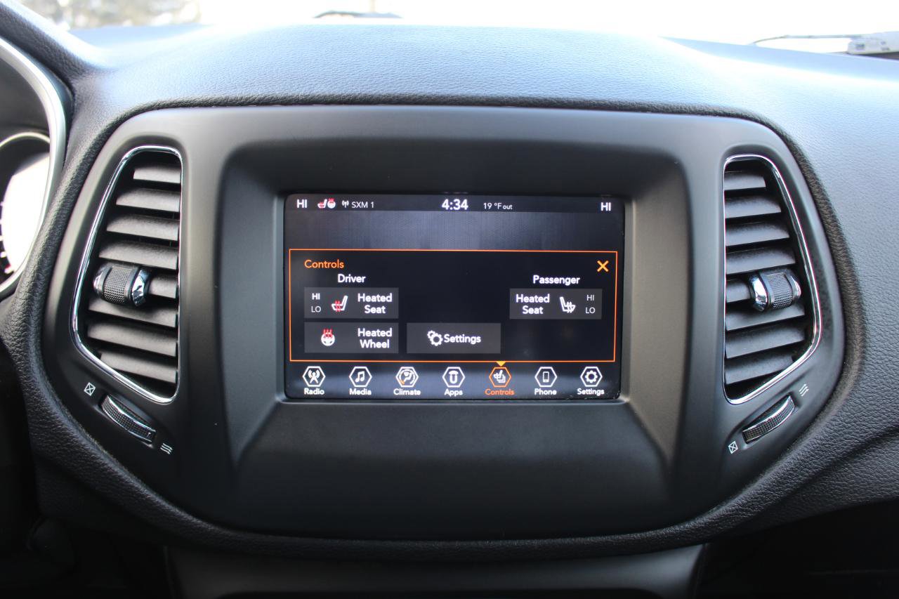 Used 2020 Jeep Compass Latitude w/ Popular Equipment Group image 25