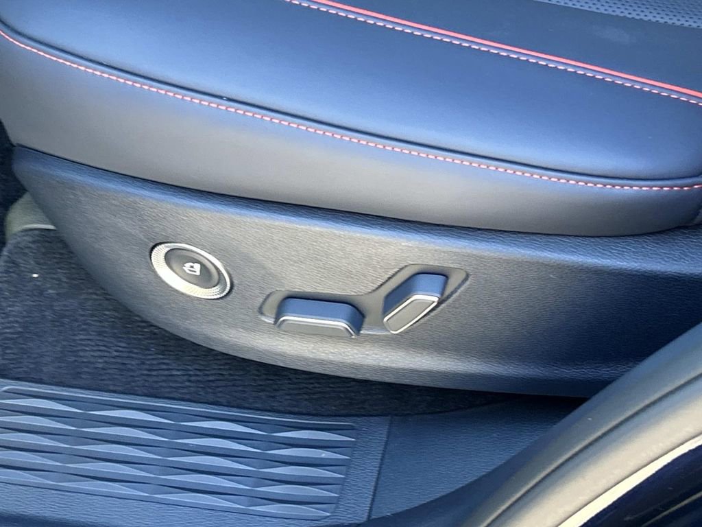 New 2026 Genesis GV80 3.5T e-SC AWD/4WD image 18